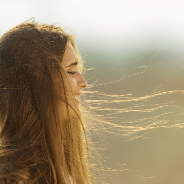 Bain-flottant-woman-floating